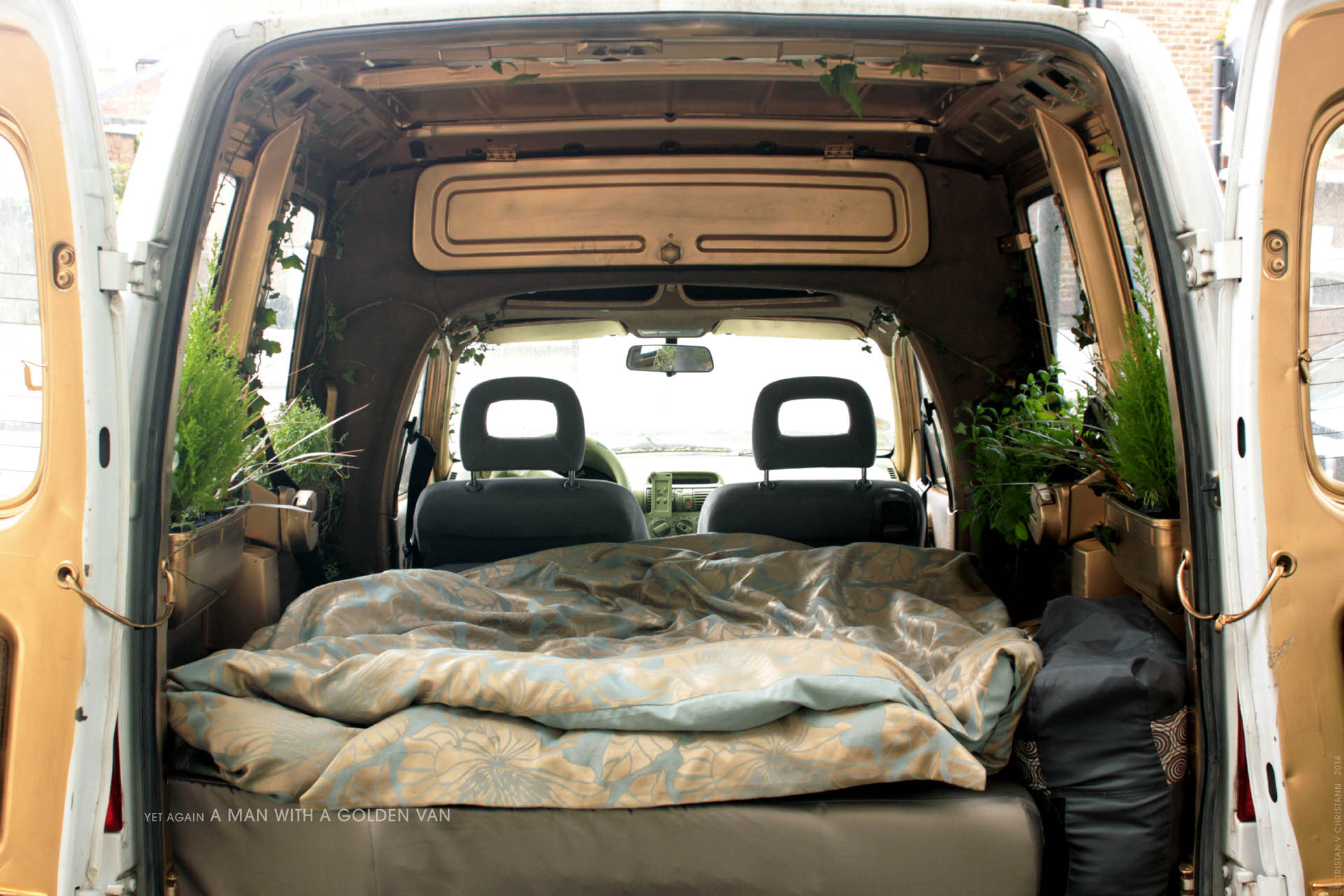 yet again A MAN with A GOLDEN VAN